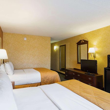 Clarion Inn Fairmont Ngoại thất bức ảnh