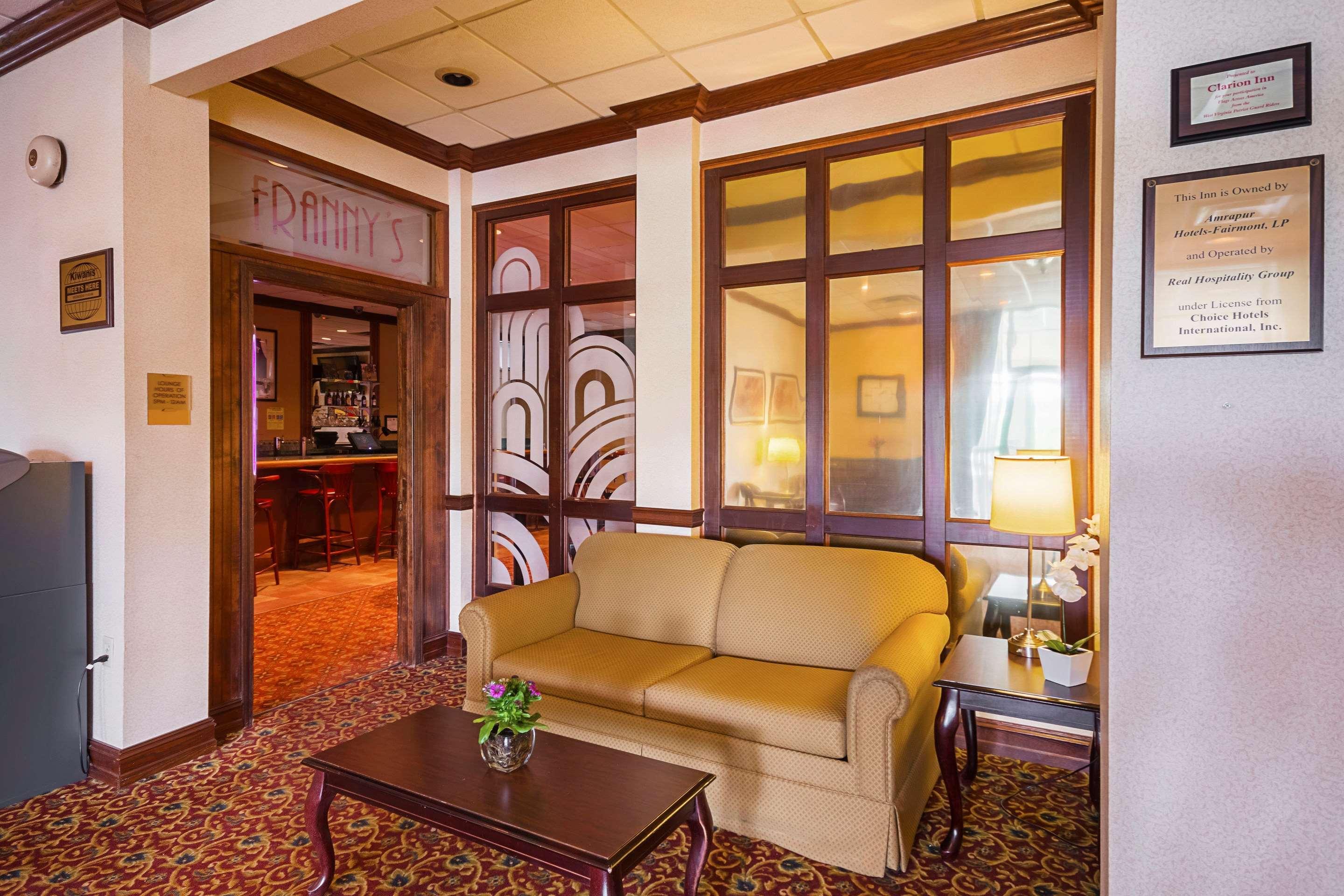 Clarion Inn Fairmont Ngoại thất bức ảnh